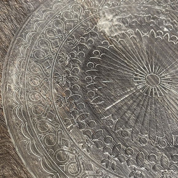 4 Medici dinner plates - Picture 5 of 11